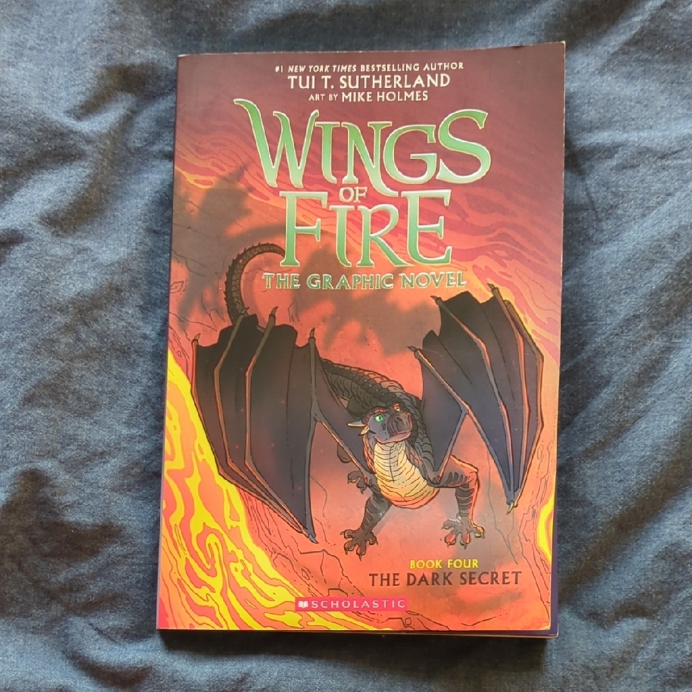 Wings of Fire: The Dark Secret Graphic Novel